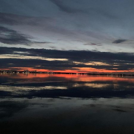 Apartment Sunset Lake View Mamaia Ngoại thất bức ảnh