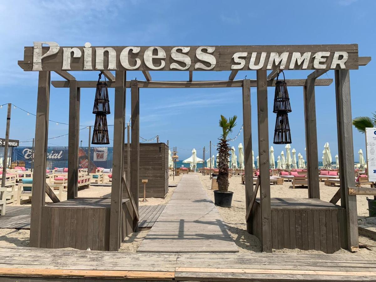 Apartment Sunset Lake View Mamaia Ngoại thất bức ảnh