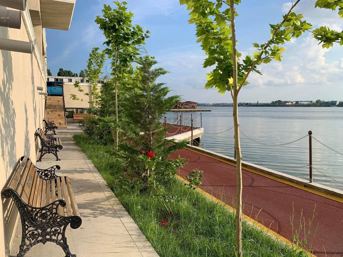 Apartment Sunset Lake View Mamaia Ngoại thất bức ảnh