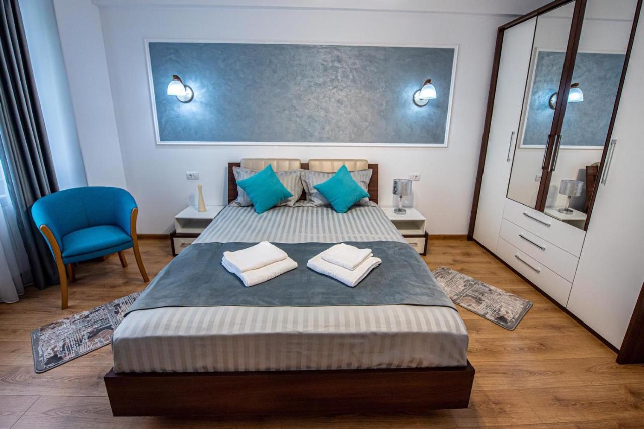 Apartment Sunset Lake View Mamaia Ngoại thất bức ảnh
